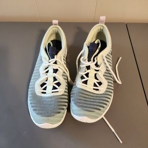 Adidas Crazy Move Trainers - lightly used 7.5